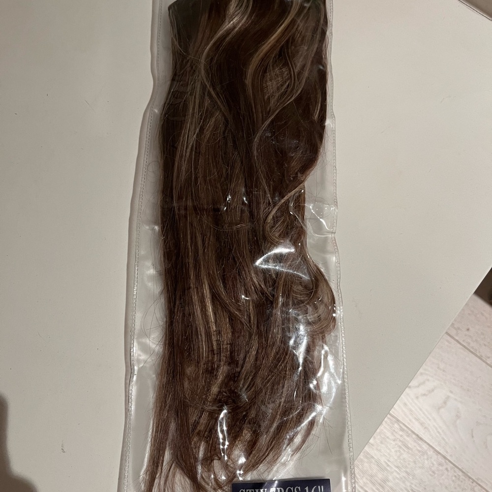 Real Hair Extensions - Picture 4 of 7